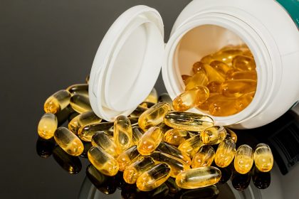 Їжа проти таблеток: Уляна Супрун розповіла, чому не варто вживати дієтичні добавки