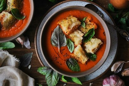 Холодні супи в ресторанах Києва: холодник, гаспачо, окрошка