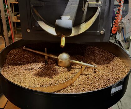 Lviv Croissants почали співпрацю з Madheads Coffee Roasters і додали в меню фільтр-каву