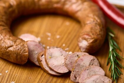 Традиційні м’ясні страви до Великодня: делікатеси від ресторанів Львова